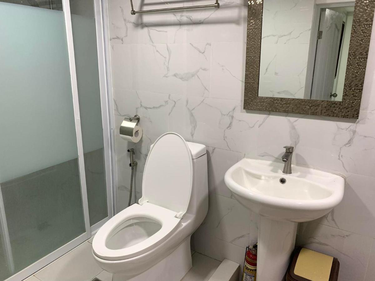 2 Bedroom Condo Unit With City And Mountain View Cebú Exterior foto