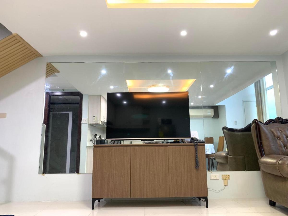 2 Bedroom Condo Unit With City And Mountain View Cebú Exterior foto
