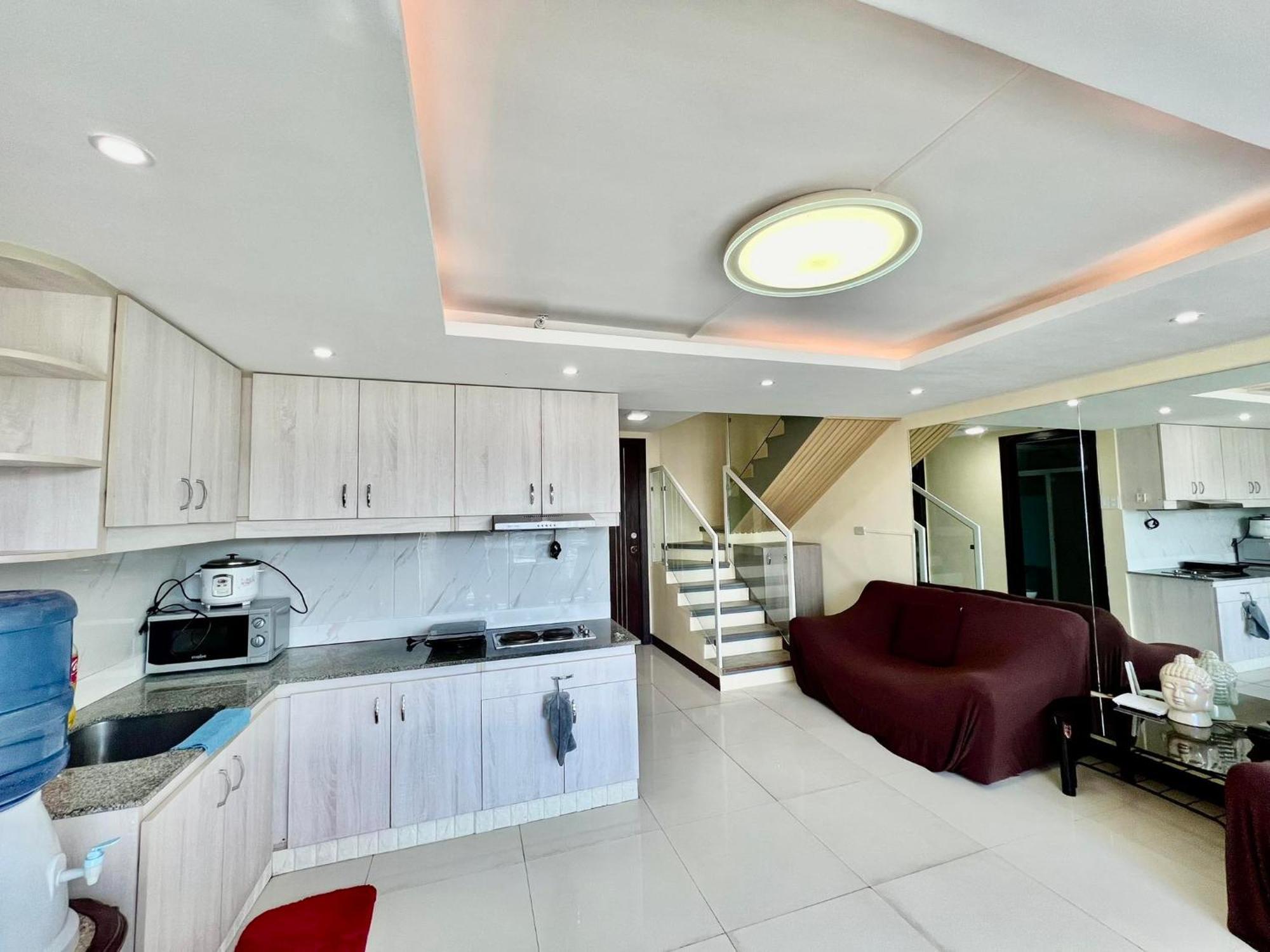 2 Bedroom Condo Unit With City And Mountain View Cebú Exterior foto