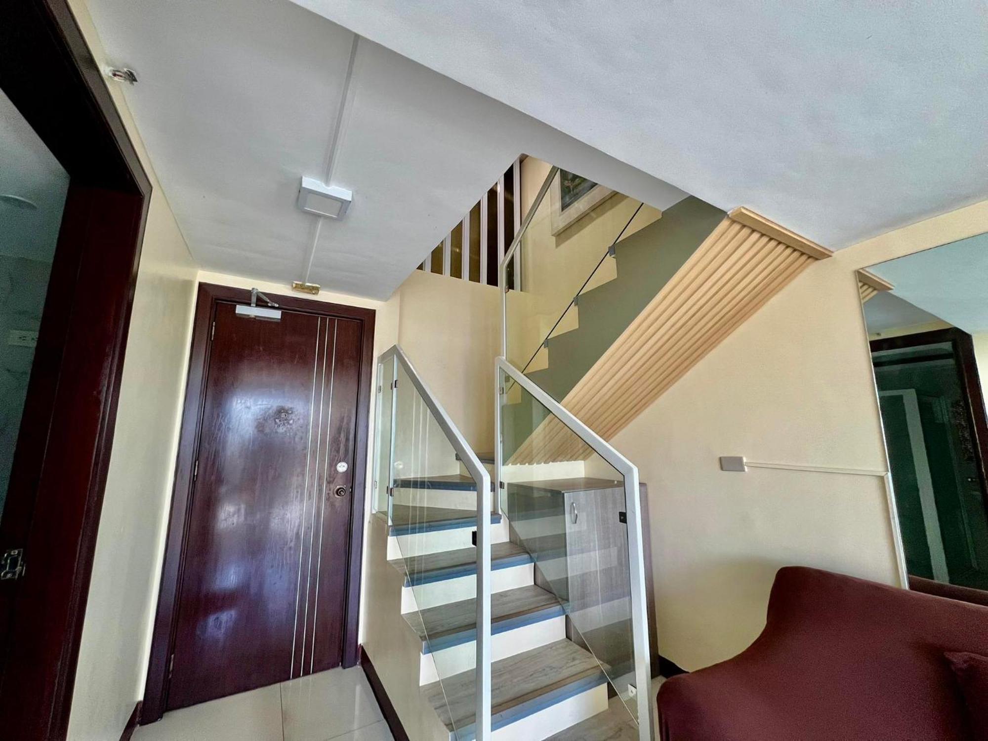 2 Bedroom Condo Unit With City And Mountain View Cebú Exterior foto