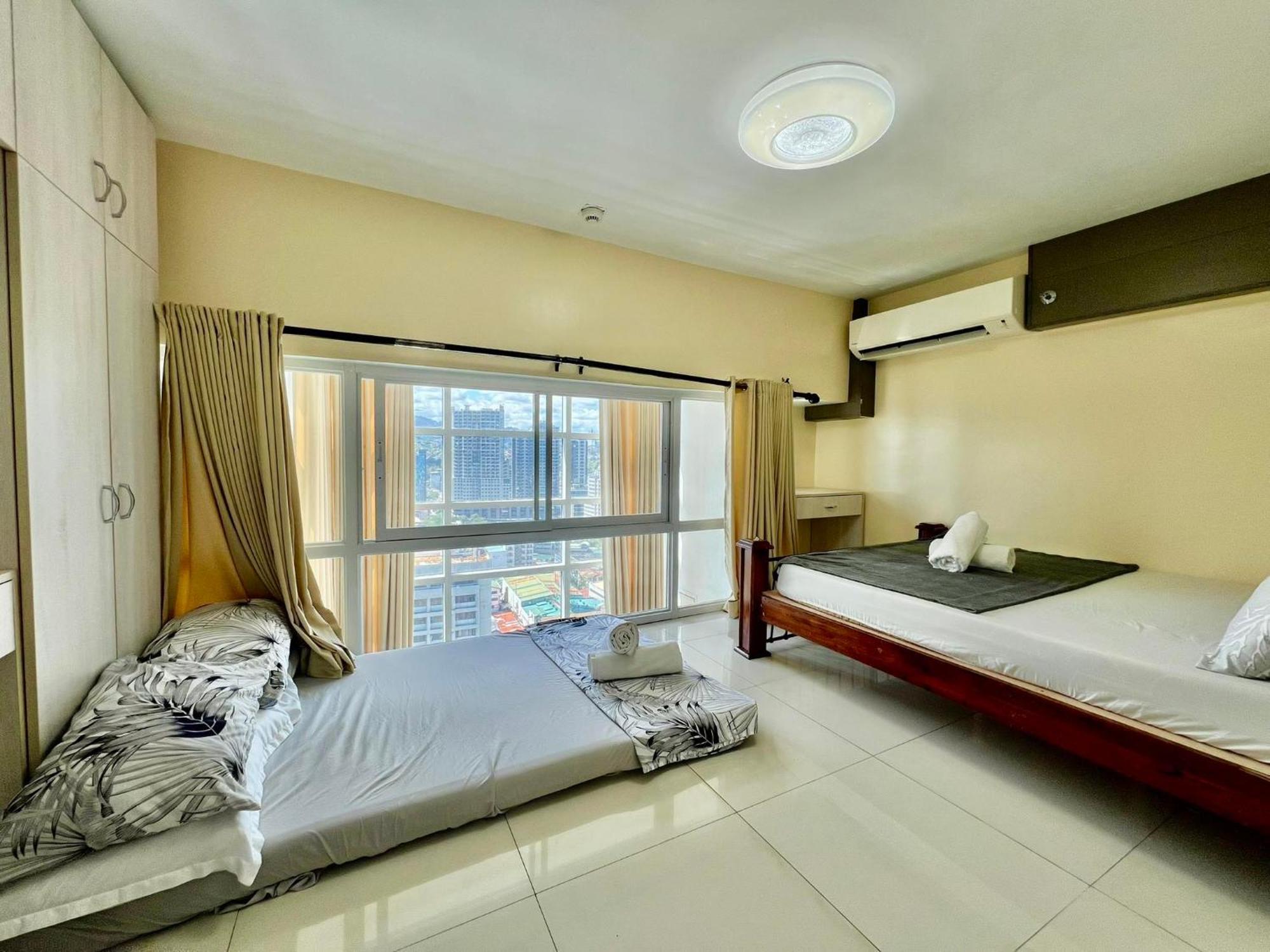 2 Bedroom Condo Unit With City And Mountain View Cebú Exterior foto